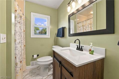 1277 Irene Road Lyndhurst OH 44124