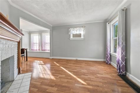 1277 Irene Road Lyndhurst OH 44124