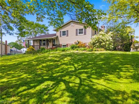 1508 Pauli Street Canal Fulton OH 44614