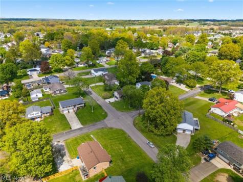 1508 Pauli Street Canal Fulton OH 44614