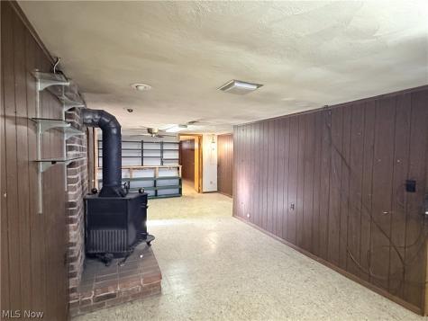 5817 Queens Highway Parma Heights OH 44130