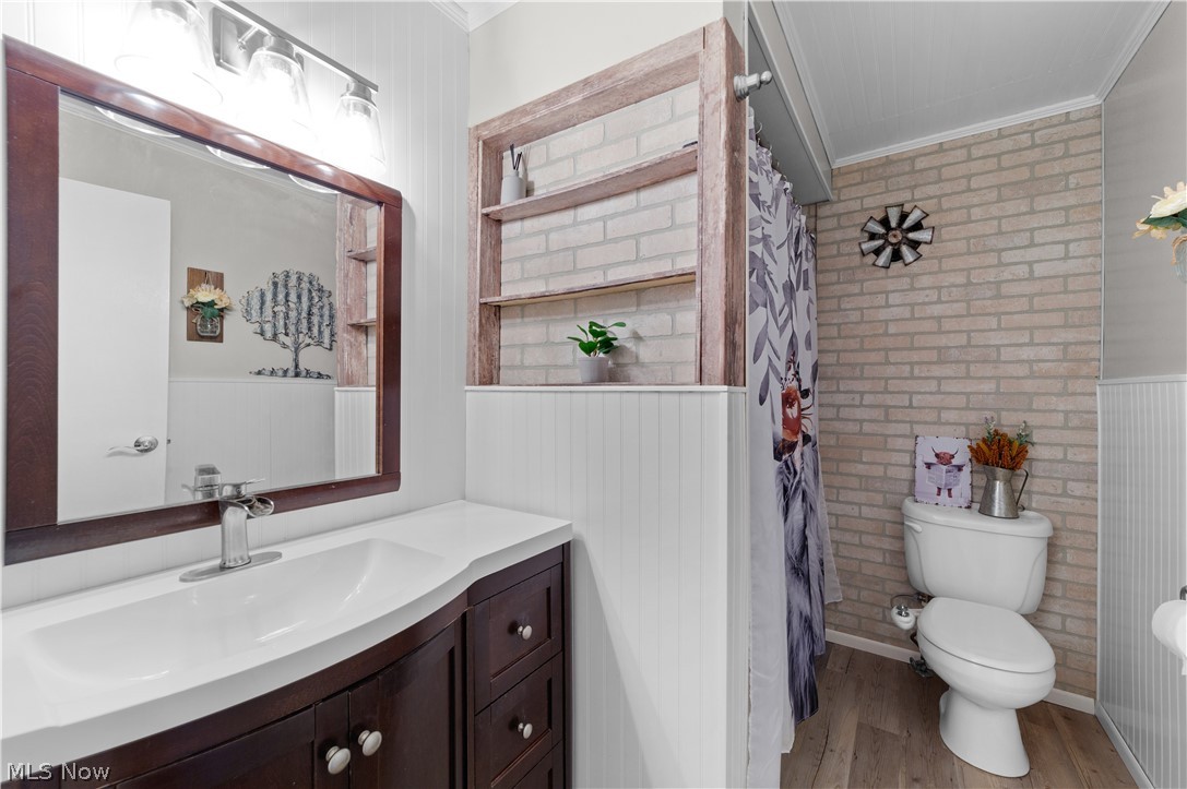 906 Long Ridge Drive Seven Hills OH 44131