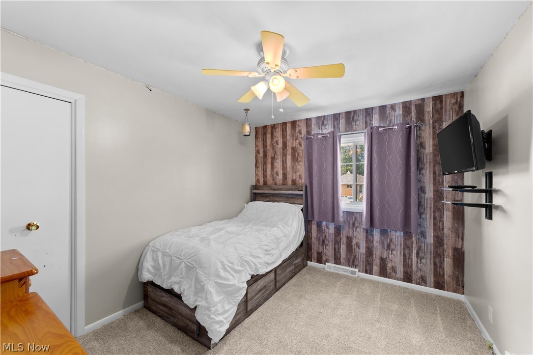 906 Long Ridge Drive Seven Hills OH 44131