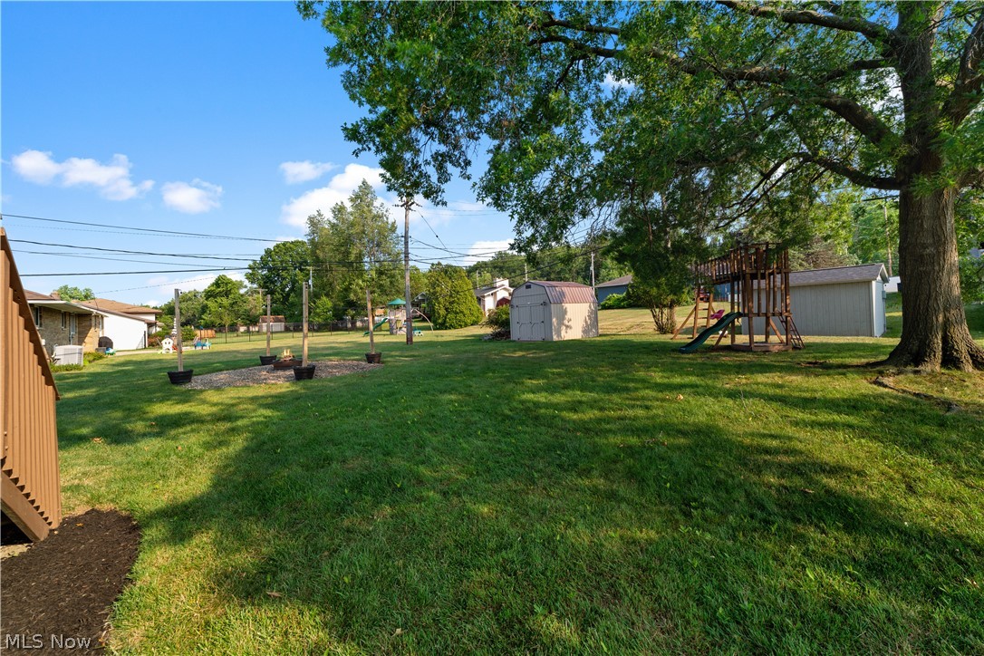 906 Long Ridge Drive Seven Hills OH 44131