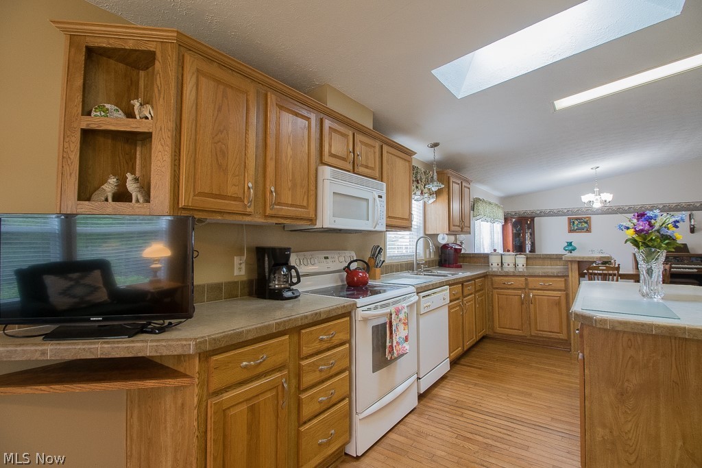 681 Woodlawn Road Chardon OH 44024