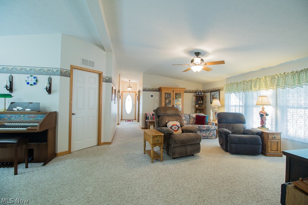 681 Woodlawn Road Chardon OH 44024