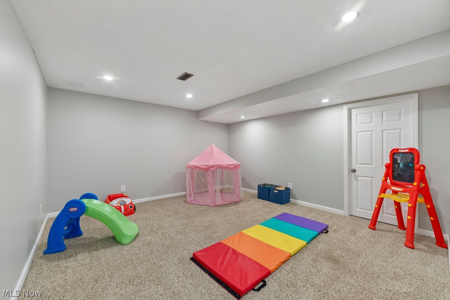 38041 Vista Lake Way North Ridgeville OH 44039