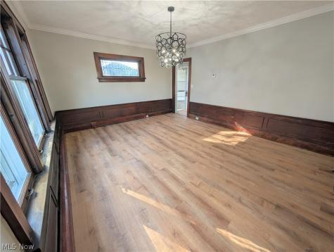 29 11th Street NE Massillon OH 44646