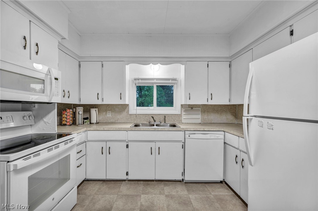 6854 Hillway Avenue NW North Canton OH 44720