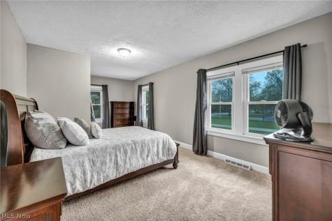6854 Hillway Avenue NW North Canton OH 44720