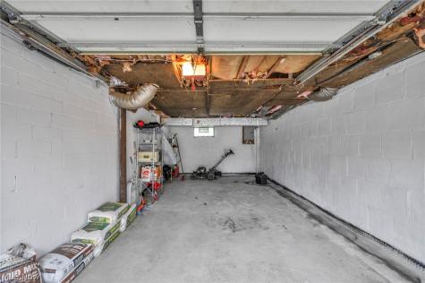 6854 Hillway Avenue NW North Canton OH 44720