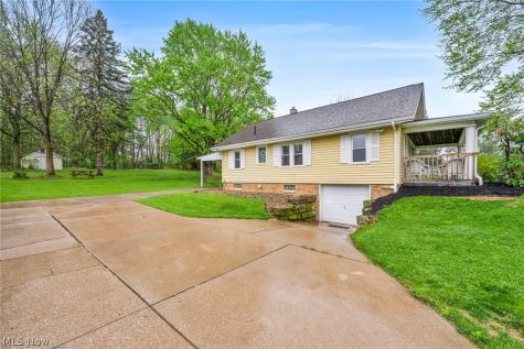 6854 Hillway Avenue NW North Canton OH 44720