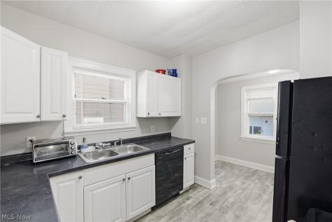 3878 W 31st Street Cleveland OH 44109