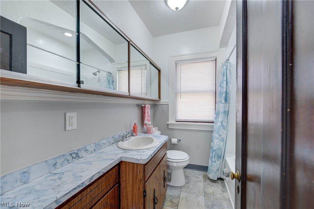 3878 W 31st Street Cleveland OH 44109