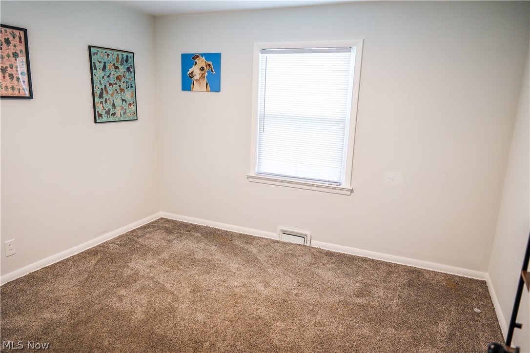 20657 Bowling Green Road Maple Heights OH 44137