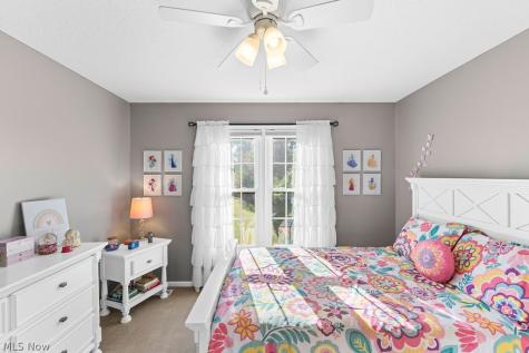 1065 Sparrow Run Streetsboro OH 44241