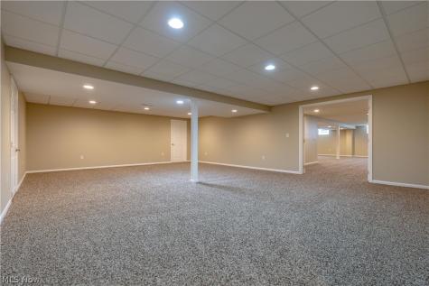 8025 Killeen Street NW Massillon OH 44646