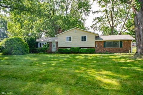 942 El Dorado Drive Akron OH 44319