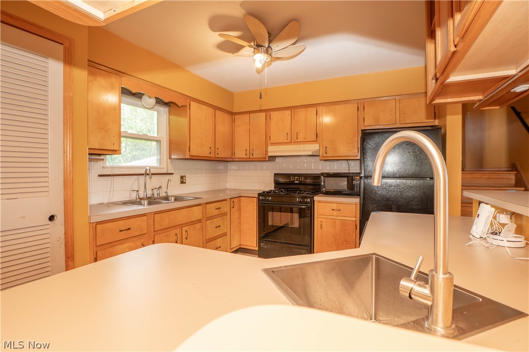 942 El Dorado Drive Akron OH 44319