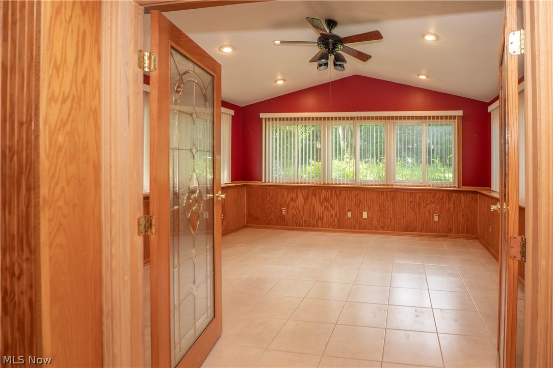 942 El Dorado Drive Akron OH 44319
