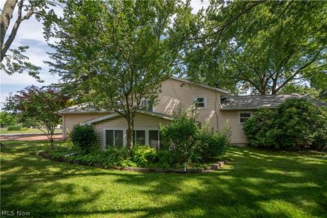 942 El Dorado Drive Akron OH 44319