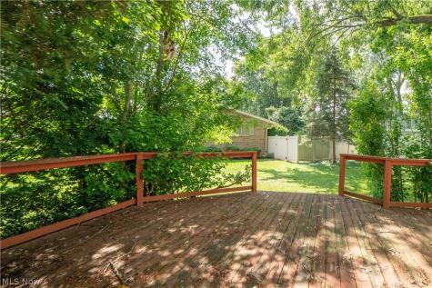 942 El Dorado Drive Akron OH 44319