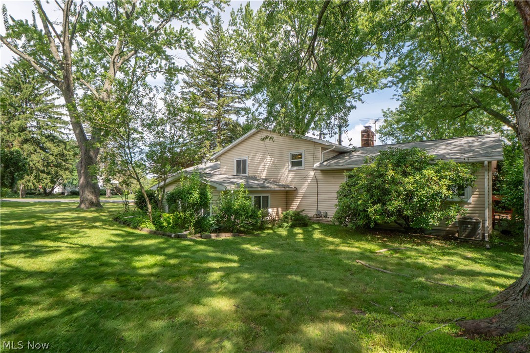 942 El Dorado Drive Akron OH 44319
