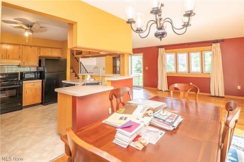 942 El Dorado Drive Akron OH 44319