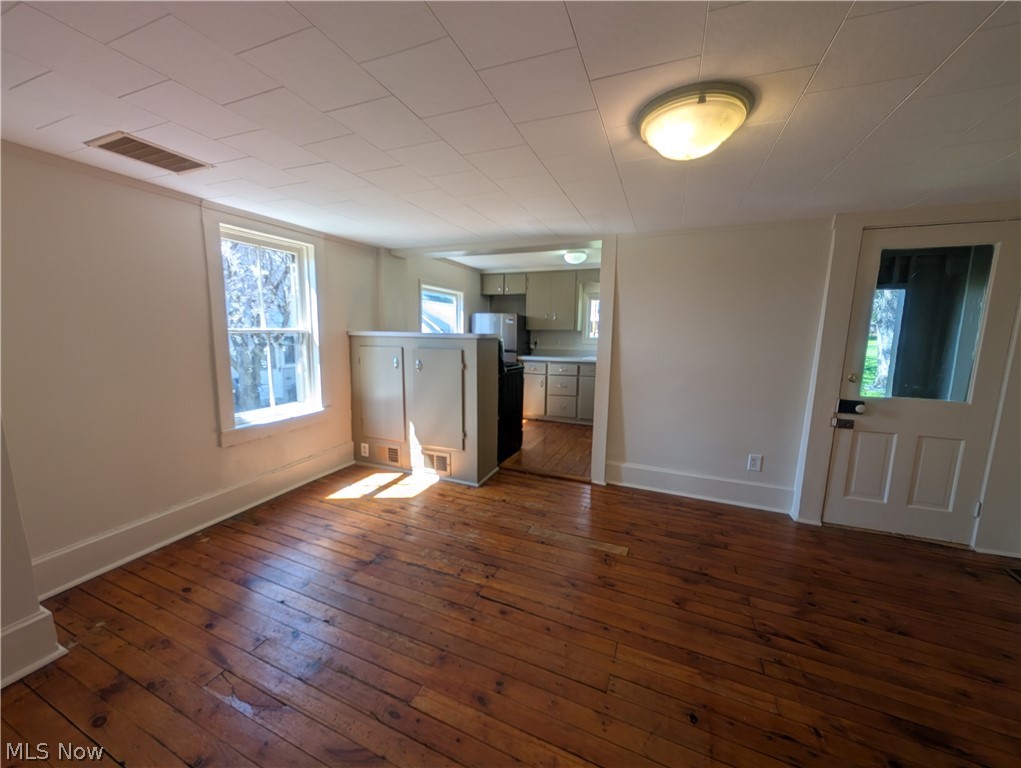 114 W Sheridan Avenue Somerset OH 43783