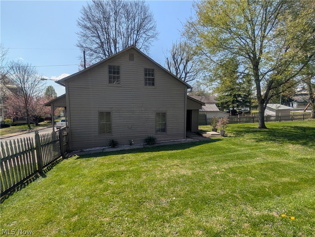 114 W Sheridan Avenue Somerset OH 43783