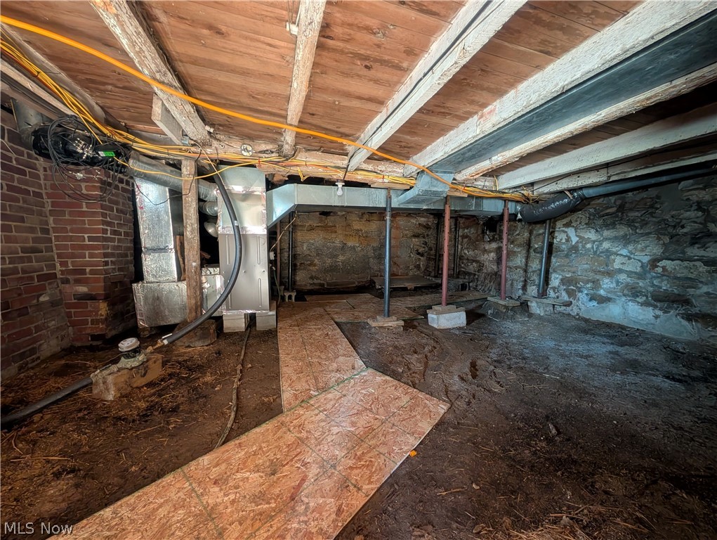 114 W Sheridan Avenue Somerset OH 43783