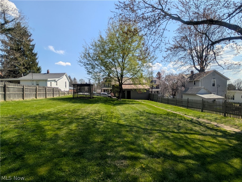 114 W Sheridan Avenue Somerset OH 43783