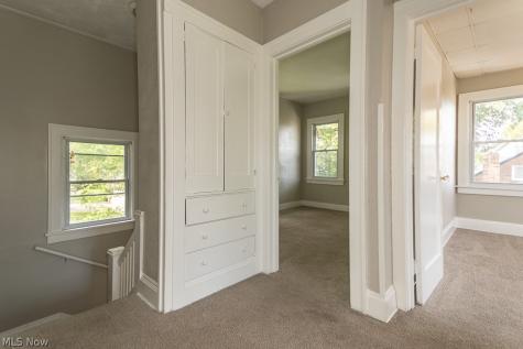 170 E 316th Street Willowick OH 44095