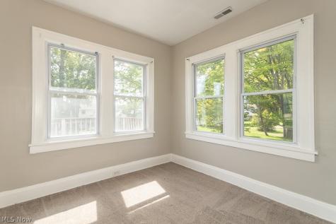 170 E 316th Street Willowick OH 44095