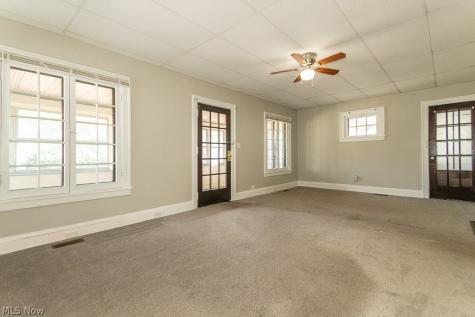 170 E 316th Street Willowick OH 44095