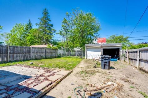 3892 E 153rd Street Cleveland OH 44128