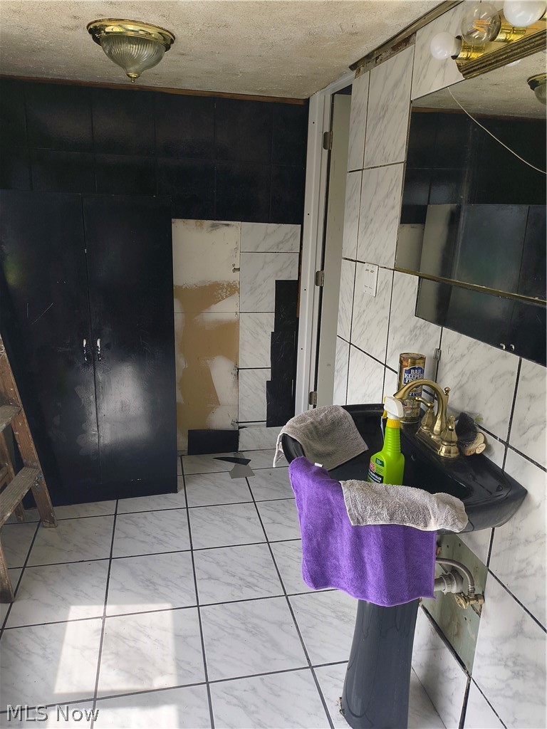21104 Clare Avenue Maple Heights OH 44137