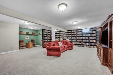 4326 Tudor Drive Willoughby OH 44094