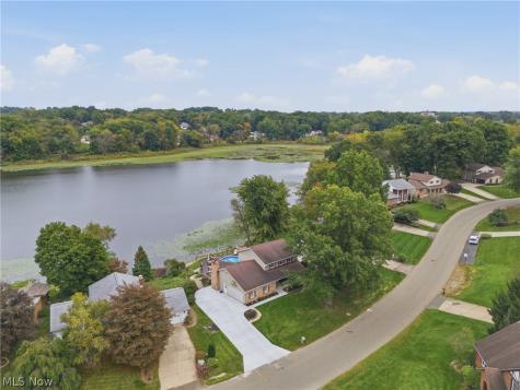 468 Roxbury Avenue NW Massillon OH 44646