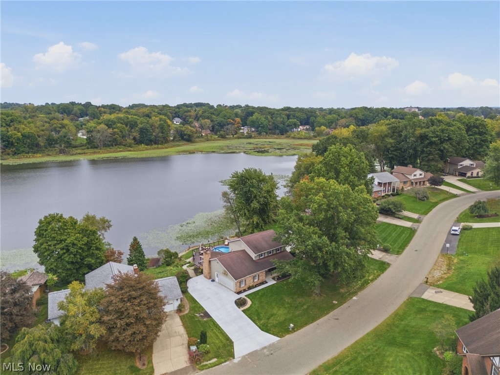 468 Roxbury Avenue NW Massillon OH 44646