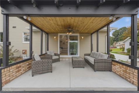 468 Roxbury Avenue NW Massillon OH 44646