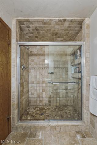 468 Roxbury Avenue NW Massillon OH 44646
