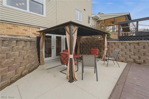 468 Roxbury Avenue NW Massillon OH 44646