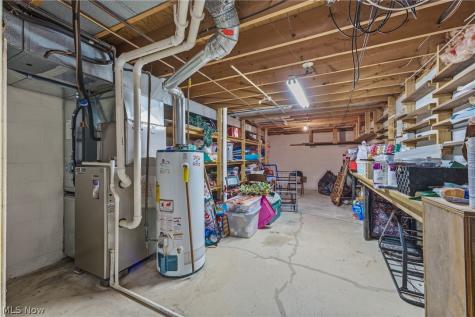 468 Roxbury Avenue NW Massillon OH 44646