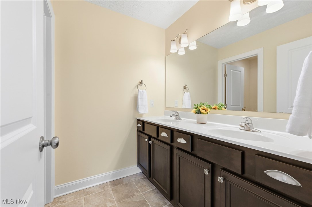 3311 Charleston Place Ravenna OH 44266