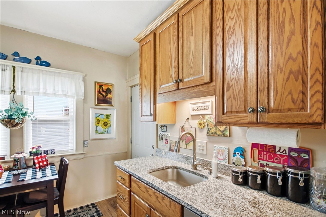 1554 Olivewood Avenue Lakewood OH 44107