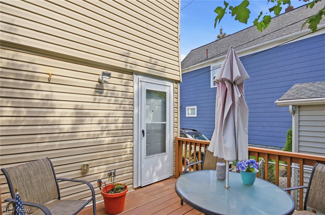 1554 Olivewood Avenue Lakewood OH 44107