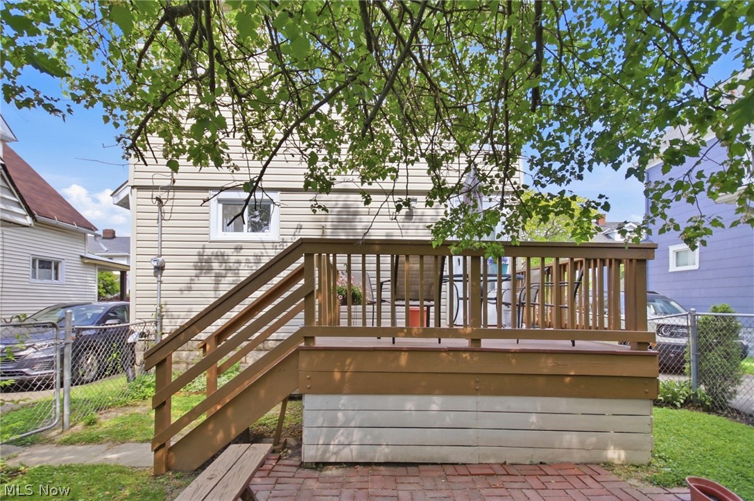 1554 Olivewood Avenue Lakewood OH 44107