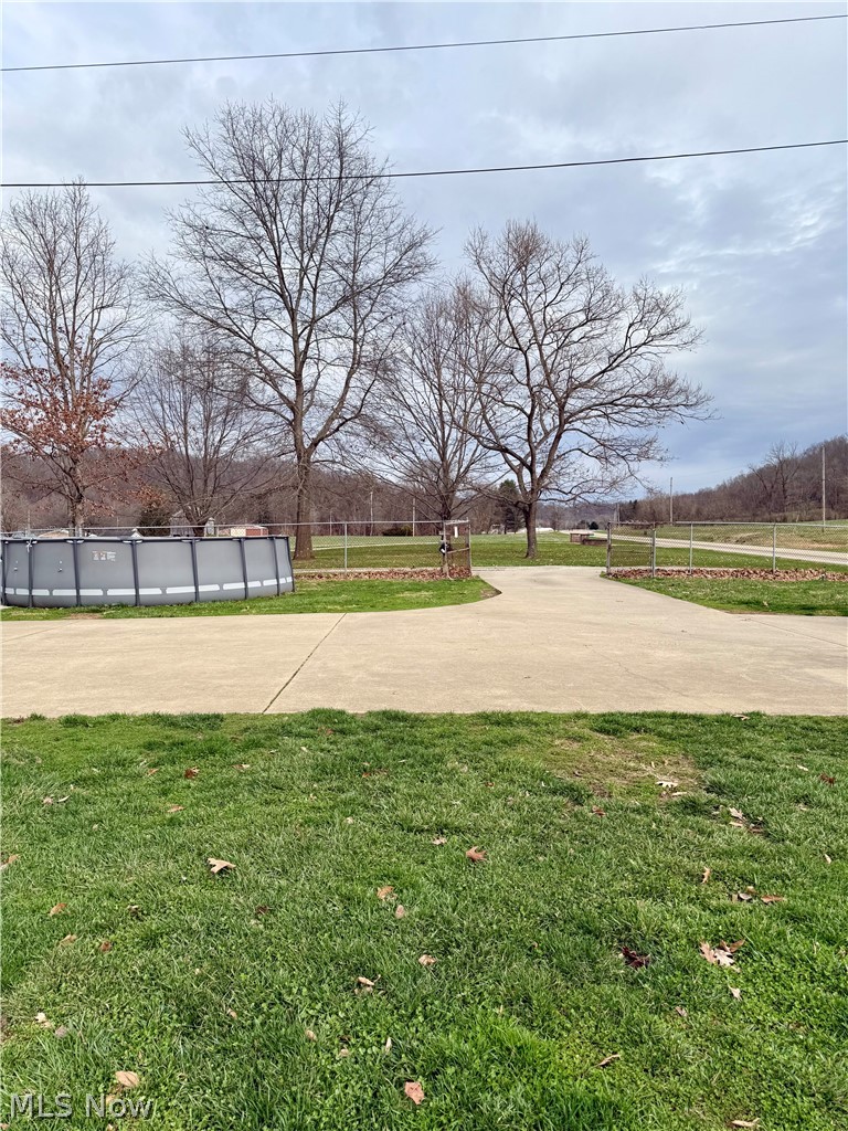 9129 State Route 60 NW Mcconnelsville OH 43756