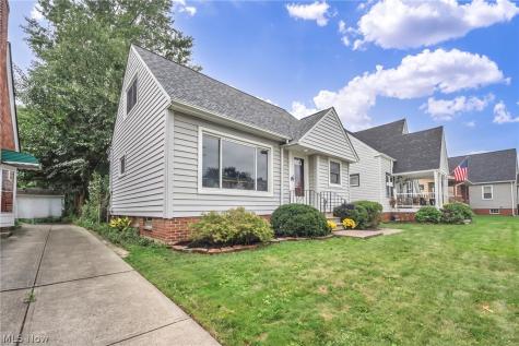 6507 Forest Avenue Parma OH 44129